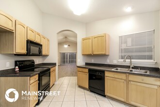 1403 Island Cove Dr in DeLand, FL - Building Photo - Building Photo