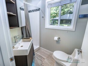 10225 SW Homestead Ln in Beaverton, OR - Building Photo - Building Photo