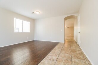 1332 S 231st Ln in Buckeye, AZ - Building Photo - Building Photo