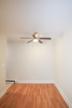 561 W Cornelia Ave, Unit #482 in Chicago, IL - Building Photo - Building Photo