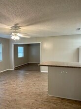 1461 Kaylock St in Stephenville, TX - Building Photo - Building Photo