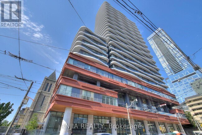 280 Dundas St W in Toronto, ON - Building Photo - Building Photo