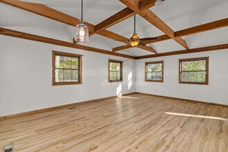 1150 N Florissant Rd in St. Louis, MO - Building Photo - Building Photo