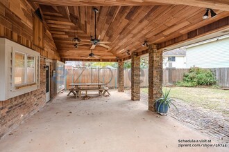 14310 S Stoneygrove Loop in Houston, TX - Building Photo - Building Photo