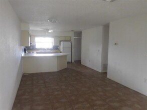 6330 Polk St in New Port Richey, FL - Building Photo - Building Photo