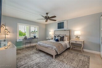 4155 Crayton Rd in Naples, FL - Building Photo - Building Photo