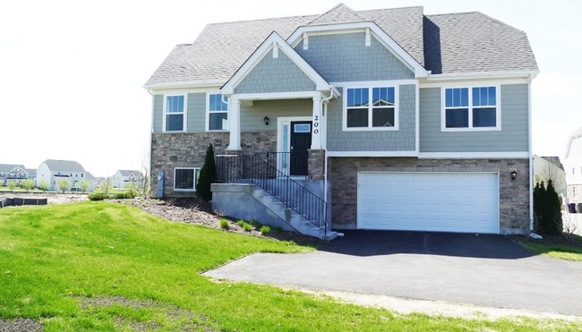 200 Goldenrod Dr in Elgin, IL - Building Photo - Building Photo