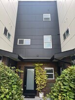 6522 24th Ave NW in Seattle, WA - Building Photo