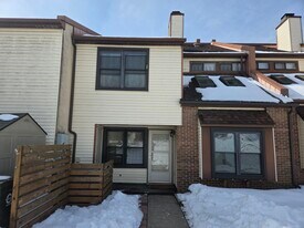 36 Heather Ct in Newtown, PA - Building Photo