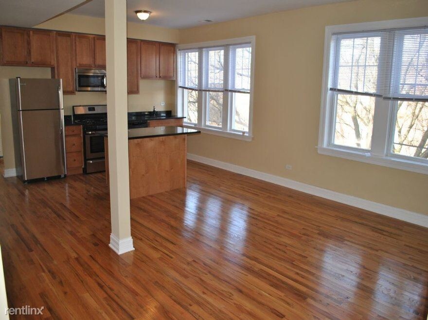 7330 N Damen Ave-Unit -# 3 in Chicago, IL - Building Photo