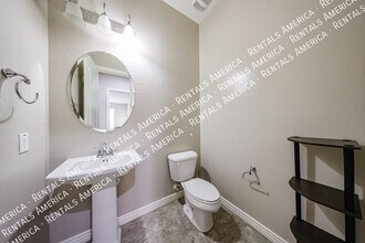 3375 E Balsam Dr in Chandler, AZ - Foto de edificio - Building Photo