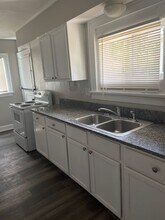 1849 E 68th St in Kansas City, MO - Building Photo - Building Photo