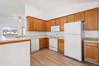 Harper Court Townhomes in Verona, WI - Building Photo - Building Photo