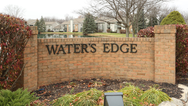 Water's Edge Apartments