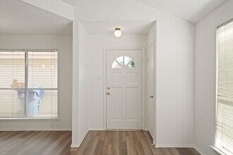 17651 Northfalk Dr in Houston, TX - Building Photo - Building Photo