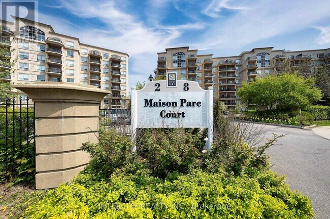 property at 8 Maison Parc Ct