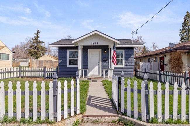 property at 2427 Garden Ave