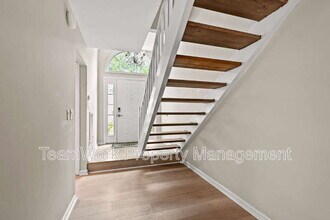 1163 Monaco Dr in Mount Pleasant, SC - Foto de edificio - Building Photo