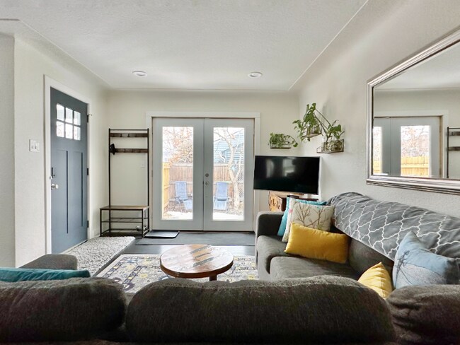 property at 4410 Vallejo St