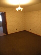 104 S Short St in Catlin, IL - Building Photo - Building Photo