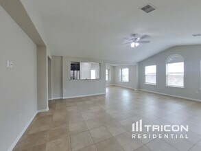 416 Tula Trail in Leander, TX - Foto de edificio - Building Photo