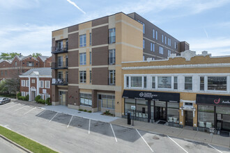 The Residences at South Blvd in Oak Park, IL - Building Photo - Building Photo