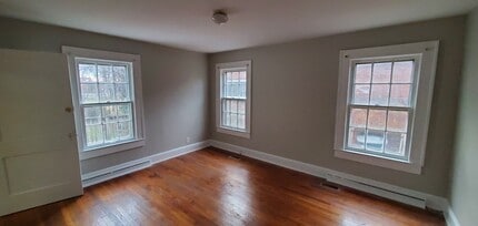2407 Spring Garden St in Greensboro, NC - Building Photo - Building Photo