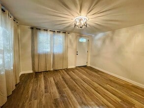 38 Lincoln Ave in Defuniak Springs, FL - Building Photo - Building Photo