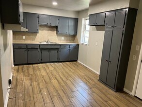 4340 Woodedge Dr in Del City, OK - Building Photo - Building Photo