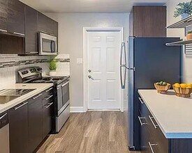 3102 W San Juan St in Tampa, FL - Building Photo - Building Photo