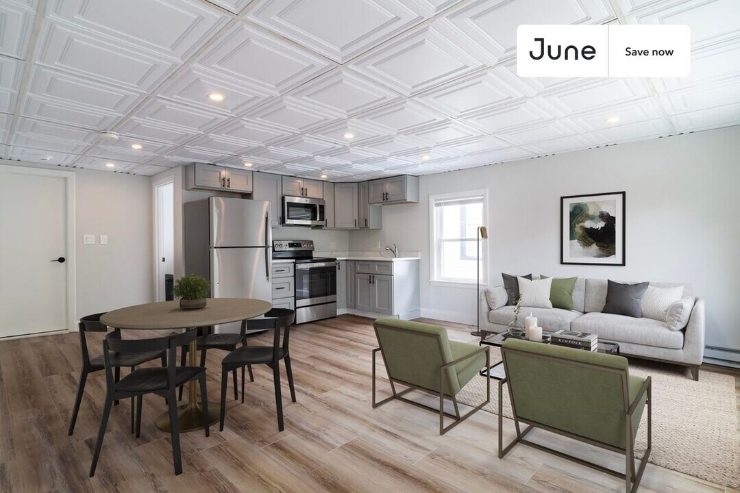 102 Cross St in Boston, MA - Building Photo
