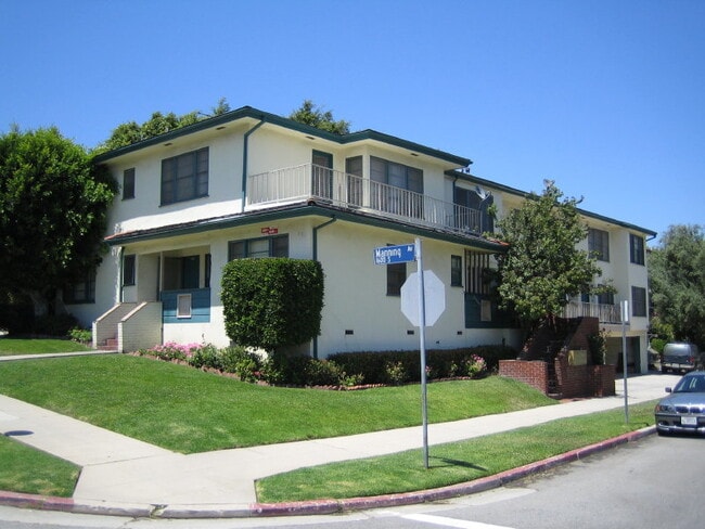 10663 Eastborne in prime Westwood. Near Century City!