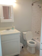 414 Mount Vernon Rd in Newark, OH - Building Photo - Building Photo