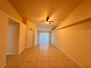 1405 SE 10th Terrace in Cape Coral, FL - Building Photo - Building Photo