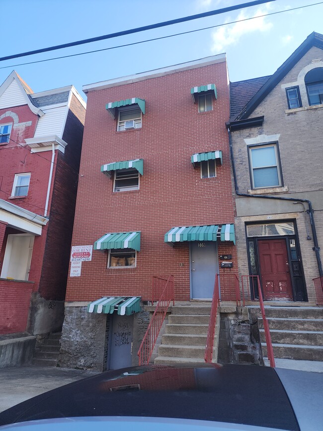 339 Atwood St, Unit 339 Atwood St. #1 in Pittsburgh, PA - Foto de edificio - Building Photo