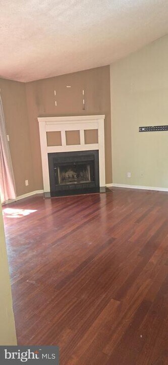 134 Kenwood Dr in Sicklerville, NJ - Building Photo