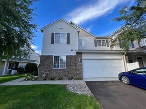 3443 Cherry Ln, Unit E in Woodbury, MN - Building Photo - Building Photo