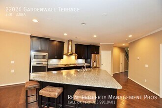 22026 Gardenwall Terrace in Broadlands, VA - Building Photo - Building Photo