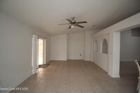 3133 Cauthen Creek Dr in Melbourne, FL - Foto de edificio - Building Photo