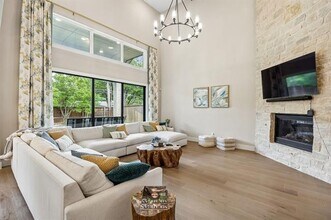 12108 Fieldwood Ln in Dallas, TX - Building Photo - Building Photo