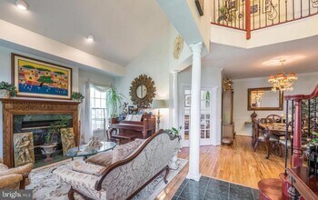 32 Wilkinson Way in Princeton, NJ - Building Photo - Building Photo