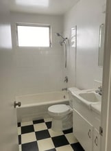 3834 Mentone Ave in Culver City, CA - Building Photo - Building Photo