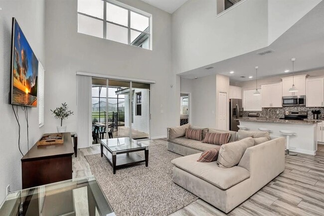 4769 Kings Castle Cir in Kissimmee, FL - Building Photo - Building Photo