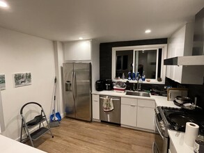 61 Alta Vista Way in Daly City, CA - Building Photo - Building Photo