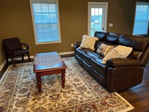 3369 Wiser Dr in Clarksville, TN - Building Photo - Building Photo
