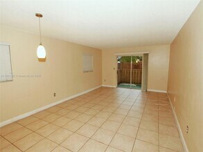 8650 SW 109th Ave, Unit 3117 in Miami, FL - Building Photo - Building Photo