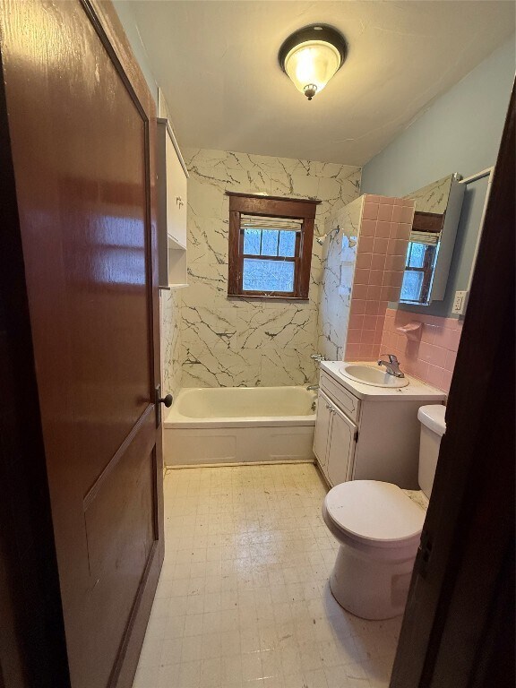 20 Elm St in Binghamton, NY - Building Photo - Building Photo