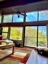 1465 E Putnam Ave in Greenwich, CT - Building Photo - Building Photo