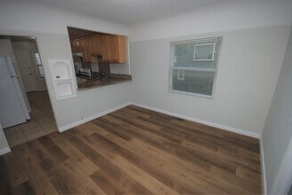 212 Linden Ave-Unit -A in San Bruno, CA - Building Photo - Building Photo