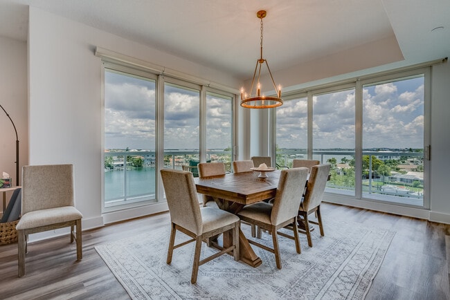415 Island Way, Unit 509 in Clearwater, FL - Building Photo - Building Photo